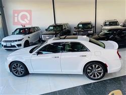 کرایسلەر 300